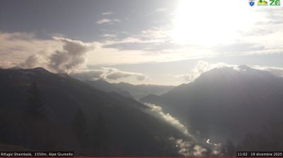 immagine della webcam nei dintorni di Barzio: webcam Alpe Giumello