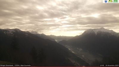 immagine della webcam nei dintorni di Tremezzina: webcam Alpe Giumello