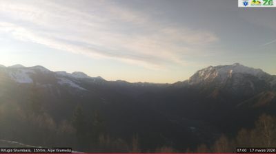 immagine della webcam nei dintorni di Pescegallo: webcam Alpe Giumello