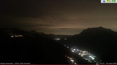 immagine della webcam nei dintorni di Sant'Abbondio: webcam Alpe Giumello
