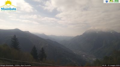 immagine della webcam nei dintorni di Tremezzina: webcam Alpe Giumello