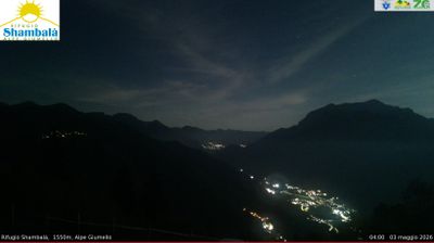 immagine della webcam nei dintorni di Albaredo per San Marco: webcam Alpe Giumello