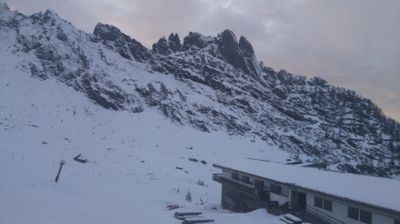 immagine della webcam nei dintorni di Rifugio Calvi Laghi Gemelli: webcam Pescegallo