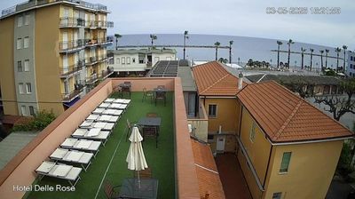 immagine della webcam nei dintorni di Marina Di Andora: webcam San Bartolomeo al Mare