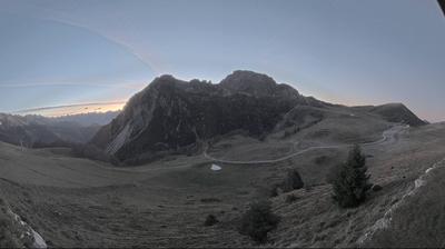 immagine della webcam nei dintorni di Mandello del Lario: webcam Barzio
