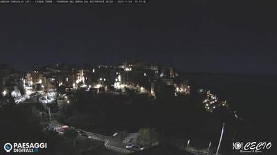 immagine della webcam nei dintorni di Riccò del Golfo di Spezia: webcam Corniglia