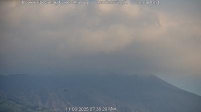 immagine della webcam nei dintorni di Camporotondo Etneo: webcam Trecastagni