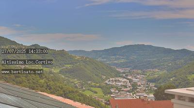 immagine della webcam nei dintorni di Erbezzo: webcam Altissimo