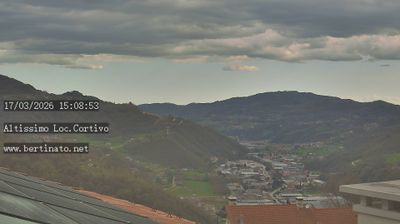 immagine della webcam nei dintorni di Soave: webcam Altissimo