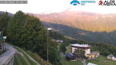 immagine della webcam nei dintorni di Bielmonte: webcam Alpe di Mera
