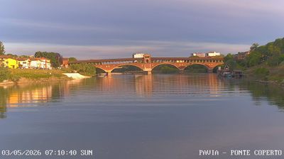 immagine della webcam nei dintorni di Castana: webcam Pavia
