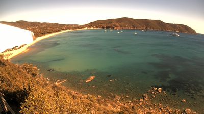 immagine della webcam nei dintorni di Cavoli: webcam Campo nell'Elba