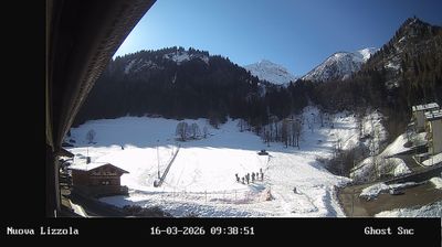 immagine della webcam nei dintorni di Castione della Presolana: webcam Lizzola