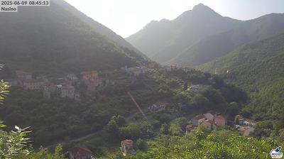 immagine della webcam nei dintorni di Lurisia Terme Monte Pigna: webcam Nasino