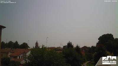 immagine della webcam nei dintorni di Reggiolo: webcam Bagnolo in Piano