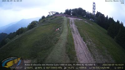 immagine della webcam nei dintorni di Varano de' Melegari: webcam Tizzano Val Parma