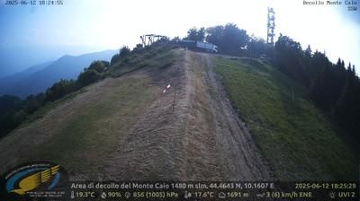 immagine della webcam nei dintorni di Tizzano Val Parma: webcam Schia