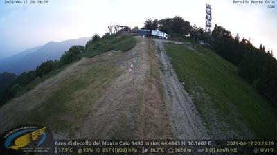 immagine della webcam nei dintorni di Tizzano Val Parma: webcam Schia