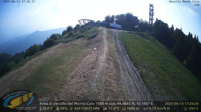 immagine della webcam nei dintorni di Calestano: webcam Tizzano Val Parma