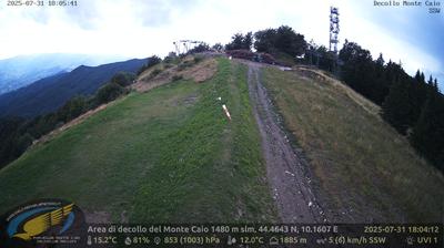 immagine della webcam nei dintorni di Terenzo: webcam Tizzano Val Parma