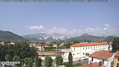 immagine della webcam nei dintorni di Marinella: webcam Avenza