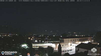 immagine della webcam nei dintorni di Montignoso: webcam Avenza