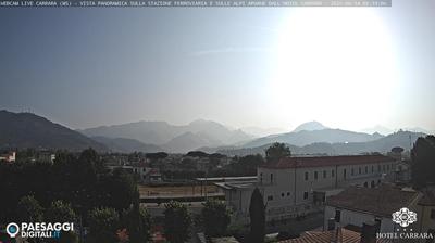 immagine della webcam nei dintorni di Montignoso: webcam Avenza