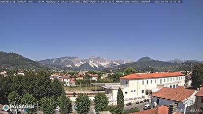 immagine della webcam nei dintorni di Massa: webcam Avenza
