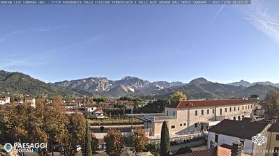 immagine della webcam nei dintorni di Massa: webcam Avenza