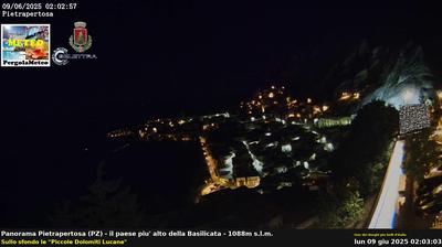 immagine della webcam nei dintorni di Marsicovetere: webcam Pietrapertosa