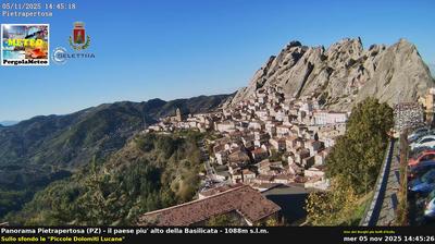immagine della webcam nei dintorni di Potenza: webcam Pietrapertosa