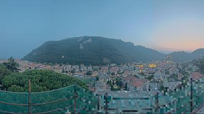 immagine della webcam nei dintorni di Altare: webcam Finalborgo
