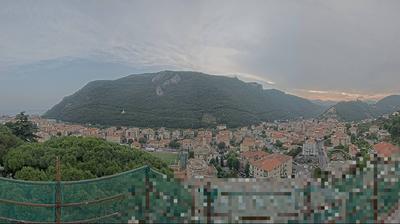 immagine della webcam nei dintorni di Altare: webcam Finalborgo