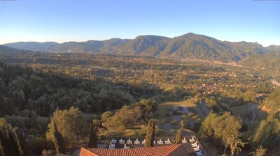 immagine della webcam nei dintorni di Piandelagotti: webcam Barga