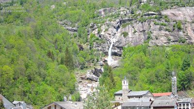 immagine della webcam nei dintorni di Cogne Lillaz: webcam Grand Crot