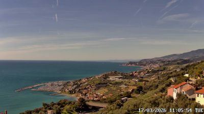 immagine della webcam nei dintorni di Badalucco: webcam Cipressa