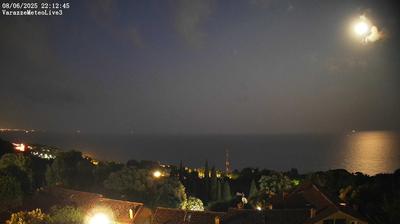 Preview delle webcam di Varazze › Sud-Est: Via del Salice - Genoa