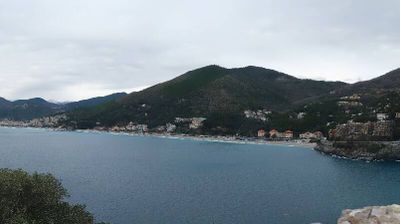 immagine della webcam nei dintorni di Finale Ligure: webcam Bergeggi