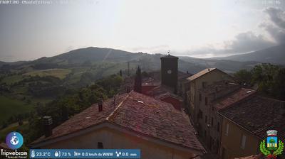 immagine della webcam nei dintorni di Perticara di Novafeltria: webcam Frontino
