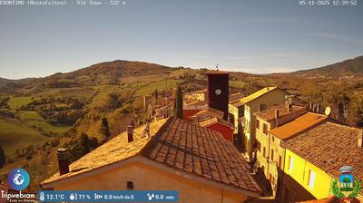 immagine della webcam nei dintorni di Perticara di Novafeltria: webcam Frontino