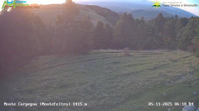 immagine della webcam nei dintorni di San Leo: webcam Carpegna