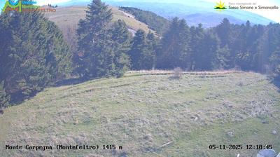 immagine della webcam nei dintorni di Perticara di Novafeltria: webcam Carpegna