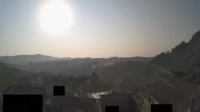 immagine della webcam nei dintorni di Carro: webcam Riccò del Golfo di Spezia