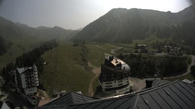 immagine della webcam nei dintorni di Chiesa in Valmalenco: webcam Foppolo