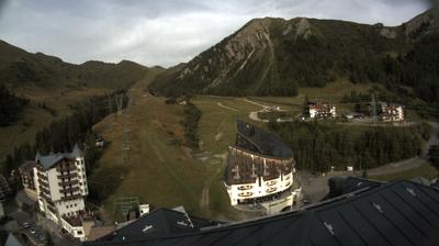 immagine della webcam nei dintorni di Sondrio: webcam Foppolo