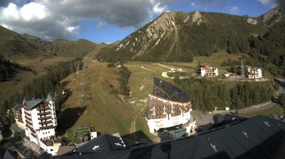 immagine della webcam nei dintorni di Val Masino: webcam Foppolo