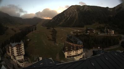 immagine della webcam nei dintorni di Sondrio: webcam Foppolo