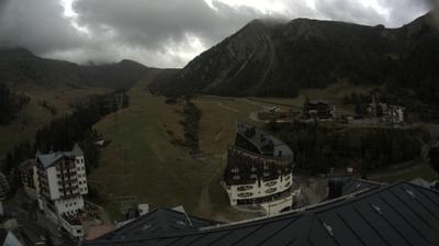 immagine della webcam nei dintorni di Piateda: webcam Foppolo