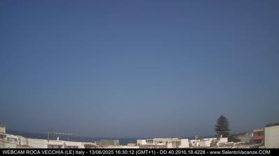 immagine della webcam nei dintorni di Casalabate: webcam Roca Vecchia