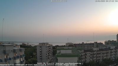 immagine della webcam nei dintorni di Masseria Conche: webcam Taranto